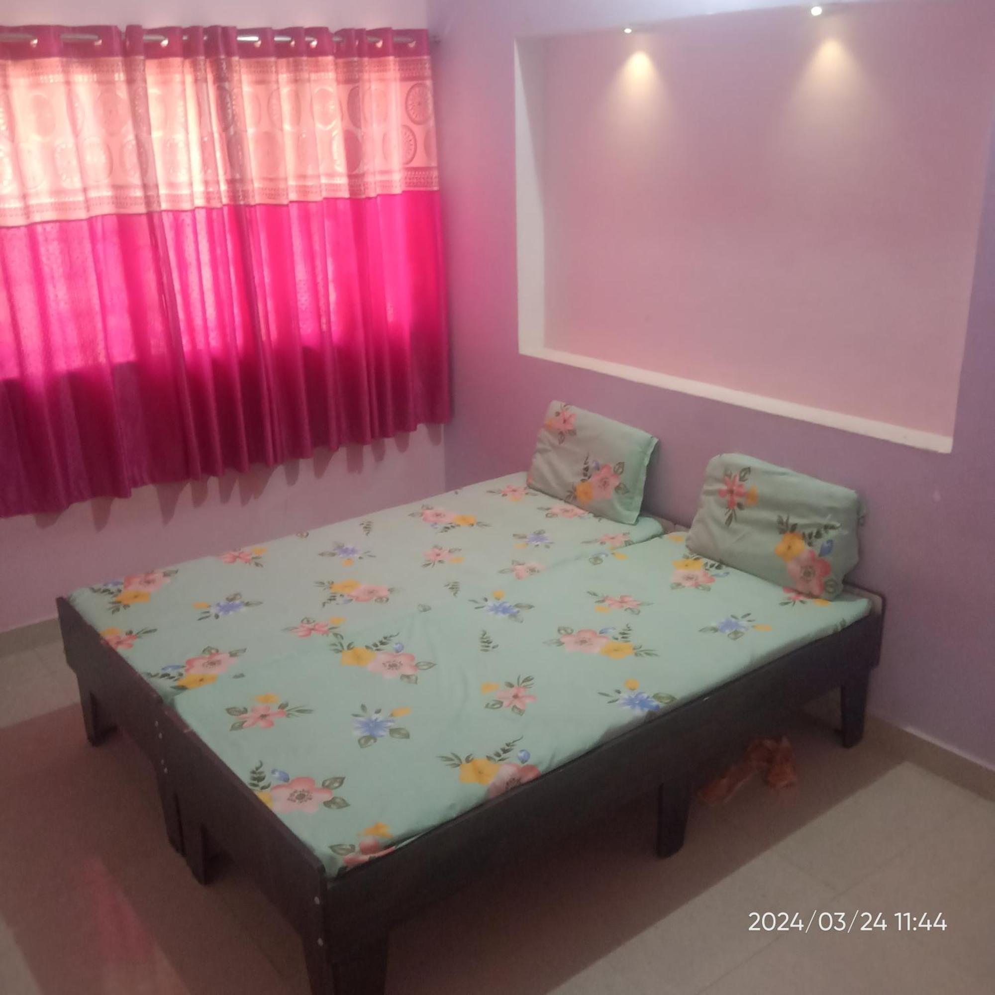 Dwarka Home Stay 2 Only Family Habitación foto
